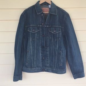 Levi’s denim jacket